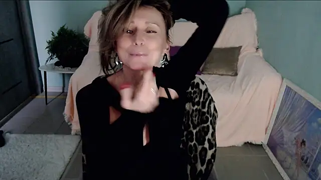 HornyMilf 777 online show from March 5, 2025, 12:00 pm