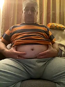 Snapshot of Russirayu chatting on November 30, 2025, 10:58 pm Russirayu online show from November 30, 2025, 10:58 pm