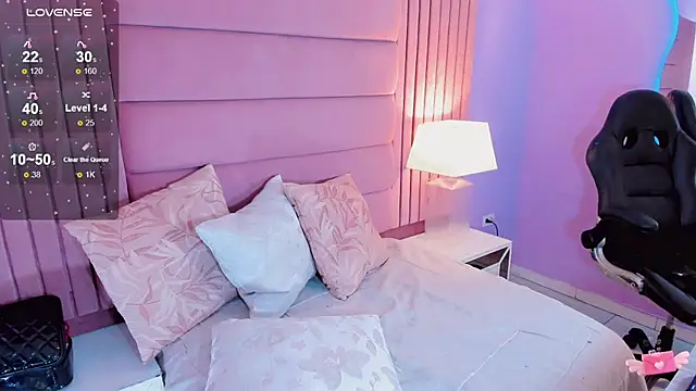 Snapshot of andrea_alvarz chatting on March 3, 2025, 4:47 am andrea alvarz online show from March 3, 2025, 4:47 am