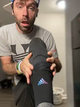 4kUsh2Fashion0 online show from September 17, 2025, 9:16 pm