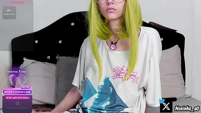 Snapshot of nonawhitemm chatting on January 12, 2026, 12:16 am nonawhitemm online show from January 12, 2026, 12:16 am