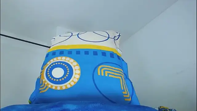 MonikTSbigcock online show from April 10, 2026, 6:29 am