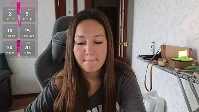 Snapshot of Nelly_Fischer chatting on December 10, 2024, 8:08 am Nelly Fischer online show from December 10, 2024, 8:08 am