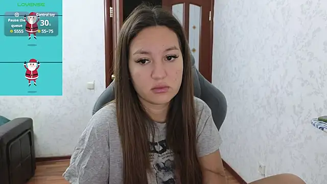 Snapshot of Nelly_Fischer chatting on December 11, 2024, 12:02 am Nelly Fischer online show from December 11, 2024, 12:02 am