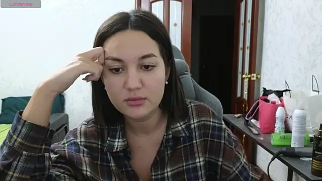 Snapshot of Nelly_Fischer chatting on March 16, 2025, 6:55 pm Nelly Fischer online show from March 16, 2025, 6:55 pm