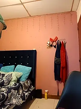 EllisW8 online show from March 10, 2025, 10:48 am