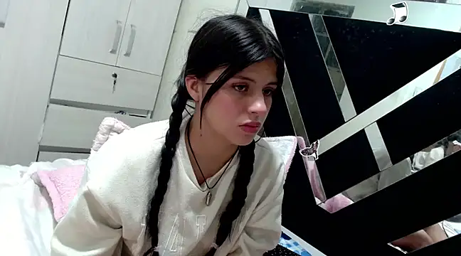 Snapshot of katery_wok11 chatting on March 20, 2025, 8:20 am katery wok11 online show from March 20, 2025, 8:20 am