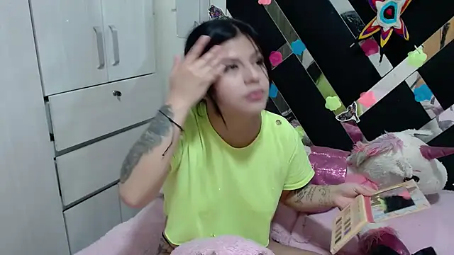 Snapshot of katery_wok11 chatting on September 10, 2025, 4:40 pm katery wok11 online show from September 10, 2025, 4:40 pm