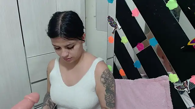 Snapshot of katery_wok11 chatting on September 23, 2025, 6:11 pm katery wok11 online show from September 23, 2025, 6:11 pm