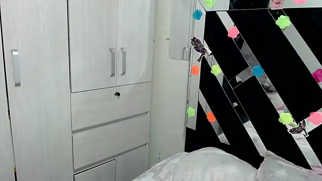 Snapshot of katery_wok11 chatting on November 10, 2025, 12:09 am katery wok11 online show from November 10, 2025, 12:09 am