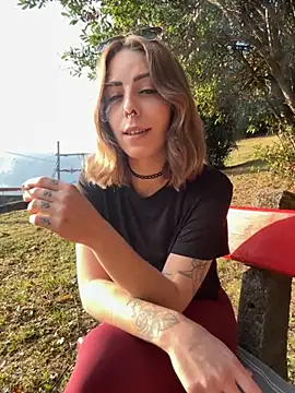 Snapshot of Mia_Railey chatting on October 17, 2025, 2:30 pm Mia Railey online show from October 17, 2025, 2:30 pm