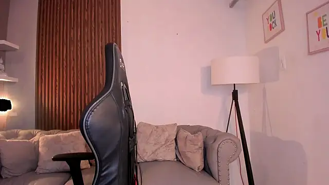 liam collins21 online show from May 14, 2026, 12:12 pm