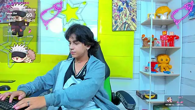 Snapshot of alex_477 chatting on February 12, 2025, 11:40 am alex 477 online show from February 12, 2025, 11:40 am