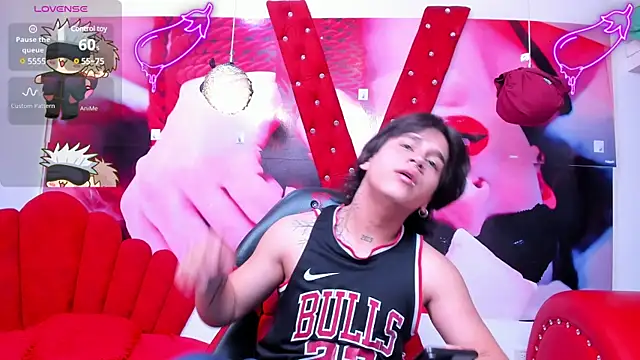 Snapshot of alex_477 chatting on February 22, 2025, 11:35 am alex 477 online show from February 22, 2025, 11:35 am