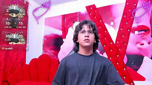 Snapshot of alex_477 chatting on February 25, 2025, 2:44 pm alex 477 online show from February 25, 2025, 2:44 pm