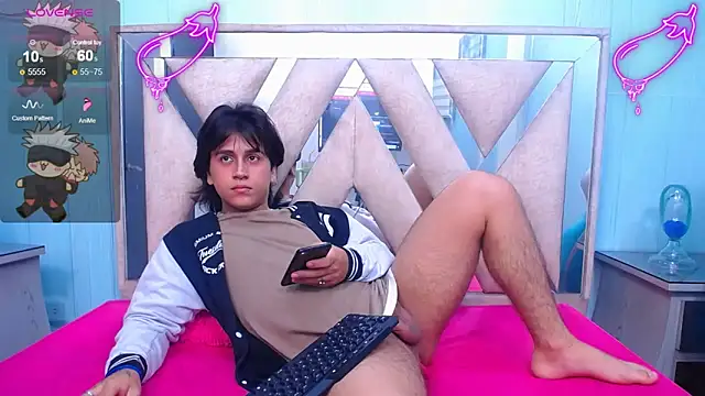 Snapshot of alex_477 chatting on March 8, 2025, 5:43 pm alex 477 online show from March 8, 2025, 5:43 pm