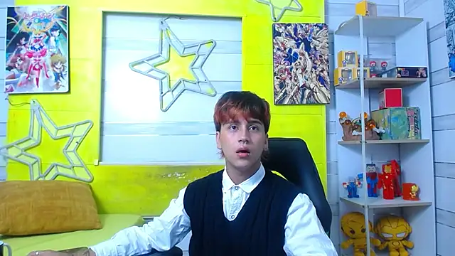 Snapshot of alex_477 chatting on September 10, 2025, 11:32 am alex 477 online show from September 10, 2025, 11:32 am