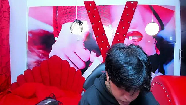 Snapshot of alex_477 chatting on November 29, 2025, 11:35 am alex 477 online show from November 29, 2025, 11:35 am