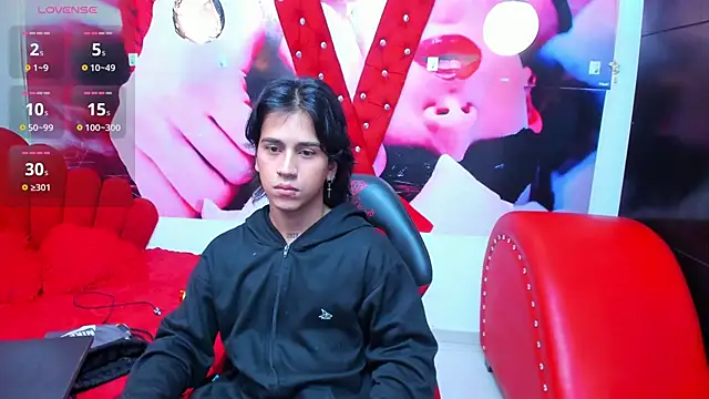 Snapshot of alex_477 chatting on May 12, 2026, 11:40 am alex 477 online show from May 12, 2026, 11:40 am
