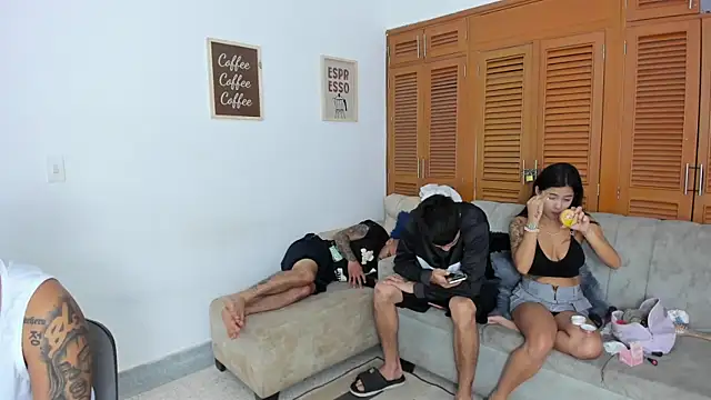 brutal sex room2 online show from May 18, 2026, 1:17 pm