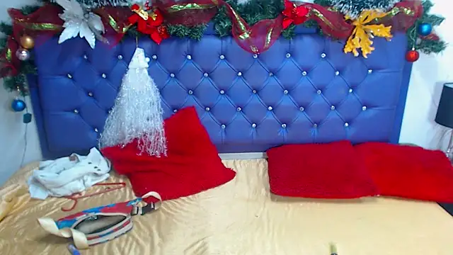 Snapshot of kiwii_nasty chatting on January 4, 2025, 10:24 pm kiwii nasty online show from January 4, 2025, 10:24 pm