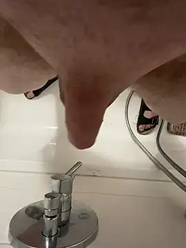 Snapshot of Germanboyy91 chatting on March 11, 2025, 2:21 am Germanboyy91 online show from March 11, 2025, 2:21 am