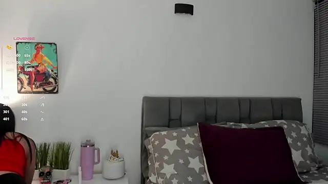 Snapshot of Gigi-bom chatting on October 8, 2025, 12:30 am Gigi-bom online show from October 8, 2025, 12:30 am