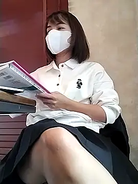 Michiko1 online show from March 10, 2025, 5:22 am