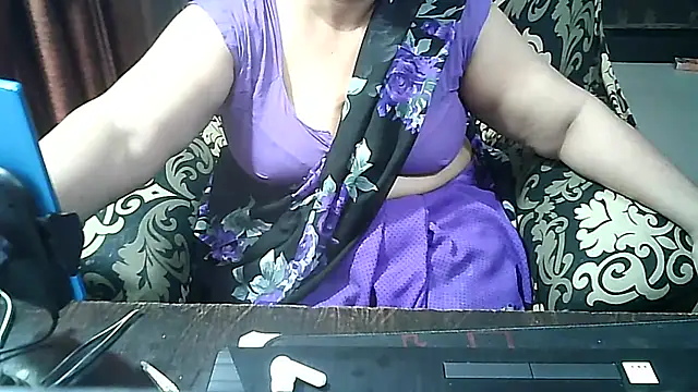 Punambhabisexy online show from April 10, 2026, 8:24 pm