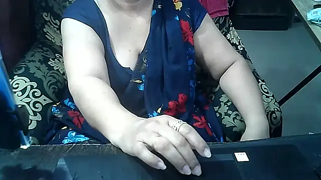 Punambhabisexy online show from May 26, 2026, 12:45 pm
