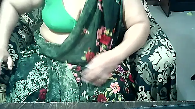 Punambhabisexy online show from July 5, 2026, 10:28 pm