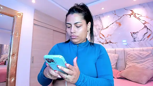 kiana cream online show from March 5, 2026, 11:06 am