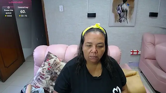 Penelope Nipples  online show from October 14, 2025, 12:06 pm