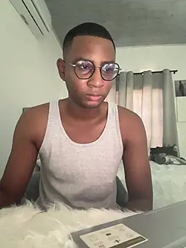 Snapshot of Arwens_bell08 chatting on March 2, 2025, 2:43 pm Arwens bell08 online show from March 2, 2025, 2:43 pm