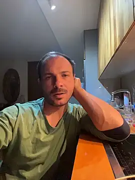 Adventurehotman online show from October 31, 2025, 12:00 am