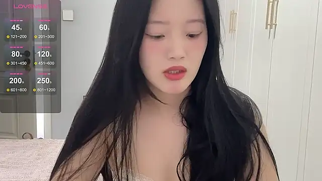 rose-u online show from October 20, 2025, 1:50 am