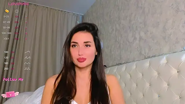 Snapshot of LaraSkinny chatting on January 9, 2025, 2:07 pm LaraSkinny online show from January 9, 2025, 2:07 pm