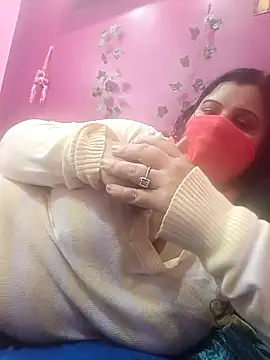 Snapshot of RESHMA_21 chatting on October 31, 2025, 7:26 pm RESHMA 21 online show from October 31, 2025, 7:26 pm