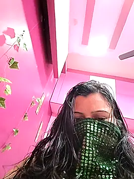 Snapshot of RESHMA_21 chatting on December 2, 2025, 5:57 am RESHMA 21 online show from December 2, 2025, 5:57 am