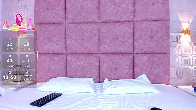 Snapshot of LiaVelez chatting on February 14, 2026, 1:30 pm LiaVelez online show from February 14, 2026, 1:30 pm