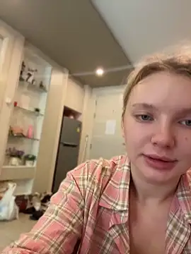 AmmyHot online show from May 28, 2026, 5:16 am