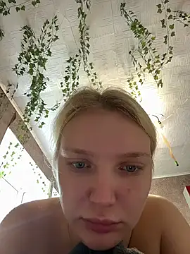 AmmyHot online show from June 28, 2026, 4:07 am