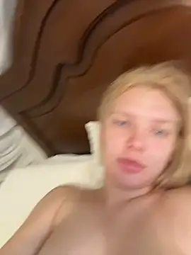 AmmyHot online show from July 9, 2026, 3:10 am