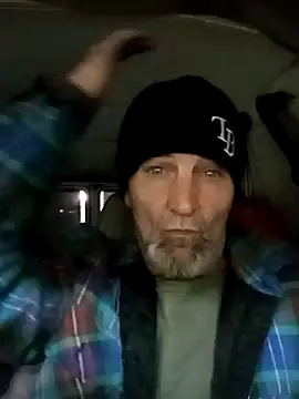 Snapshot of Hotbodyscottie chatting on December 21, 2024, 10:06 am Hotbodyscottie online show from December 21, 2024, 10:06 am