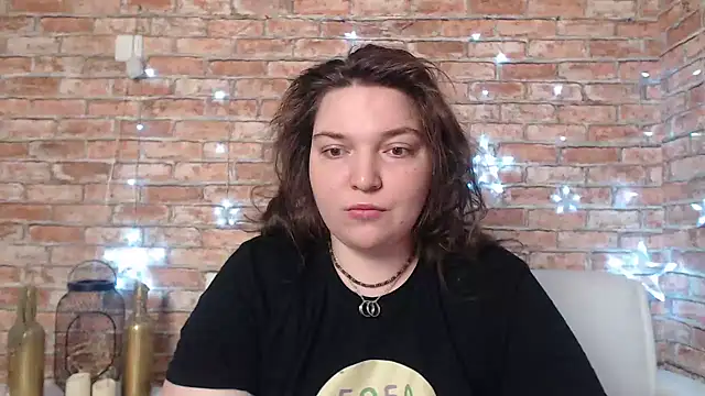 Amelia Kiss  online show from January 25, 2025, 12:38 am