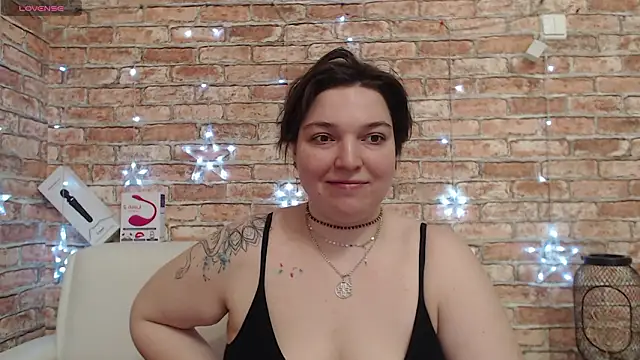 Snapshot of Amelia_Kiss_ chatting on March 7, 2026, 12:51 am Amelia Kiss online show from March 7, 2026, 12:51 am