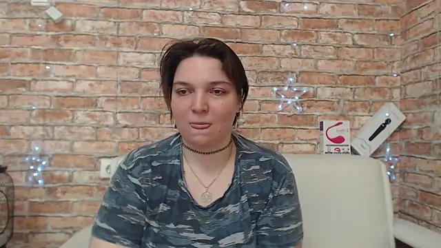 Snapshot of Amelia_Kiss_ chatting on April 21, 2026, 2:51 am Amelia Kiss online show from April 21, 2026, 2:51 am