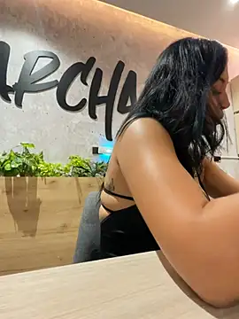 Snapshot of Sol_Miller chatting on January 27, 2025, 7:13 pm Sol Miller online show from January 27, 2025, 7:13 pm