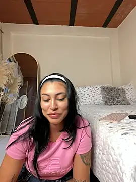 Snapshot of Sol_Miller chatting on March 5, 2025, 10:21 pm Sol Miller online show from March 5, 2025, 10:21 pm