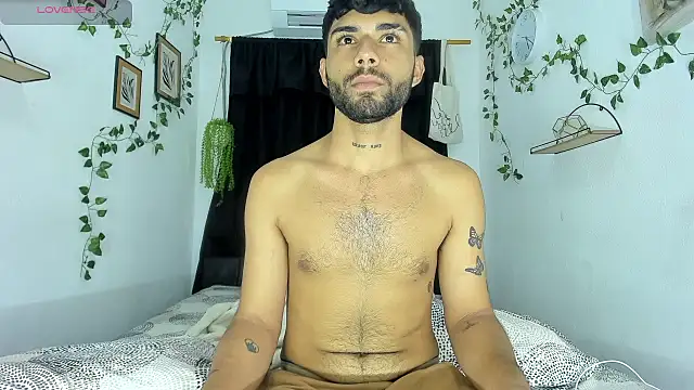 Snapshot of Alex_BigDickkk chatting on September 29, 2025, 10:14 pm Alex BigDickkk online show from September 29, 2025, 10:14 pm